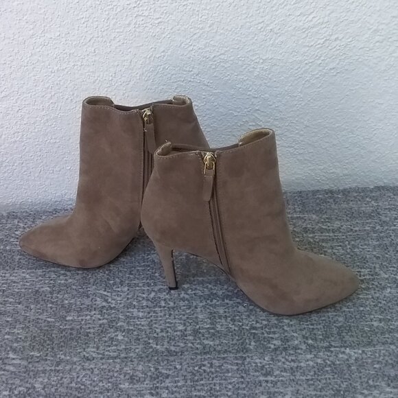 Nine Werst Boots Women's 7.5M Taupe inside zipper Olivia3Y High Heel Ankle Boots - Picture 4 of 9